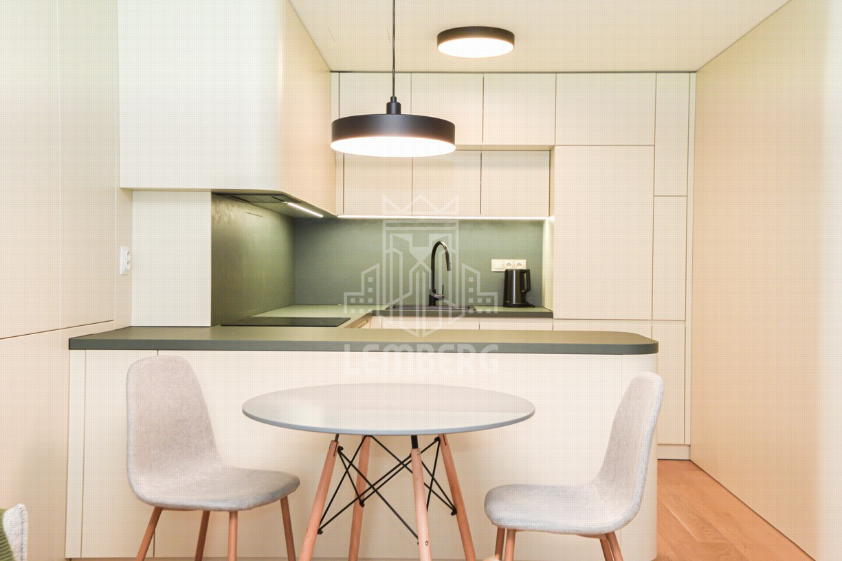 Елітна 2-кімнатна квартира з лоджією в ЖК Vydrica