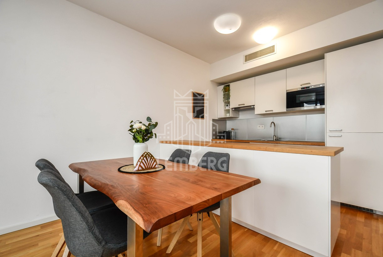 Сучасна 3-кімнатна квартира в ЖК Na Varte